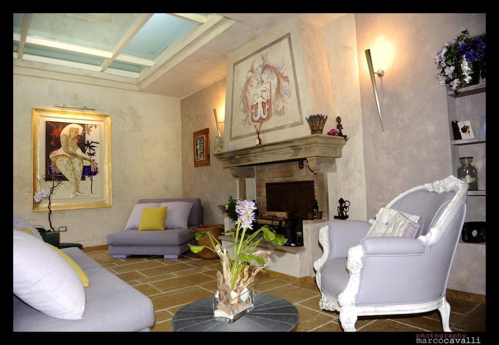 马尔米堡Relais Di Alice- Adults Only住宿加早餐旅馆 外观 照片